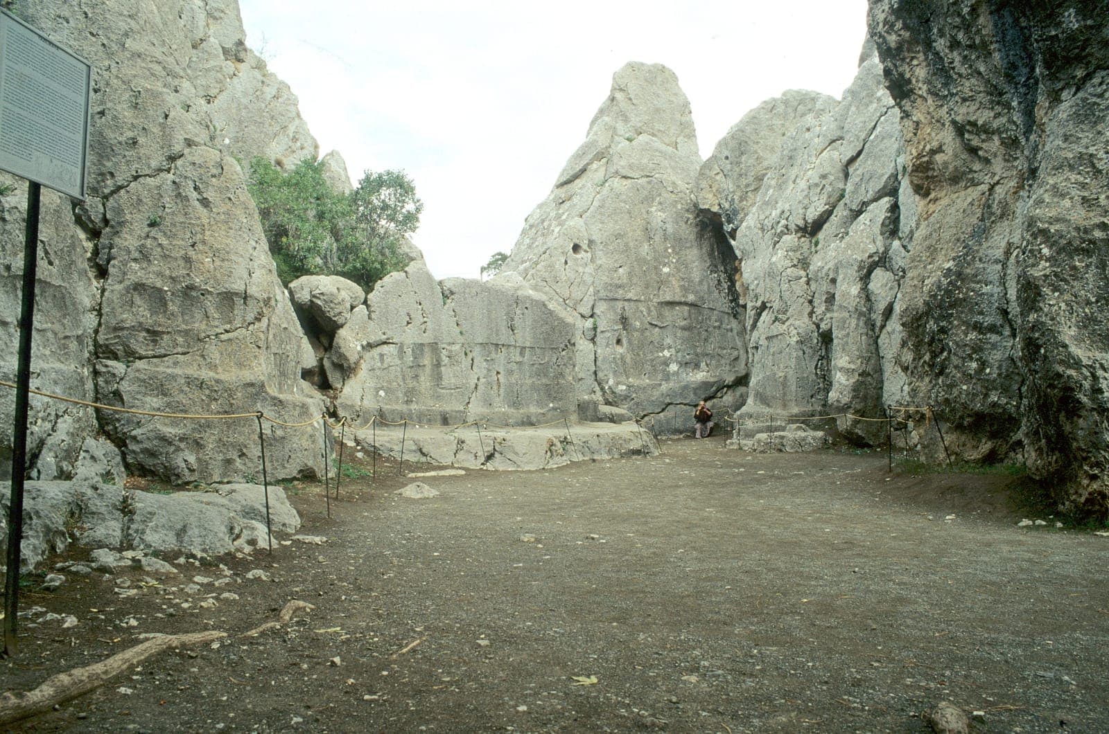 Rock relief carvings in Chamber A at Yazılıkaya